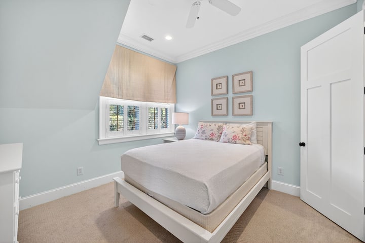 Dormitorio 4 - Queen - TV - Baño privado - Segundo piso