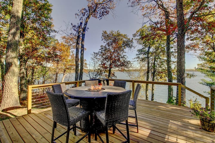 Lakefront Crosby Cabin with Dock & Game Room