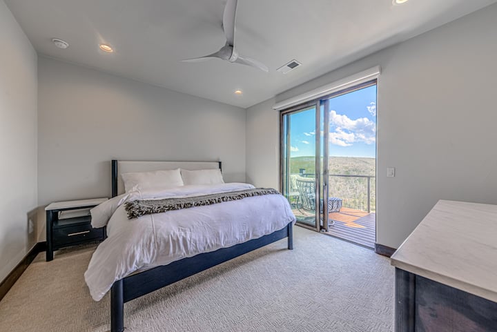 240 Timberline Dr-30