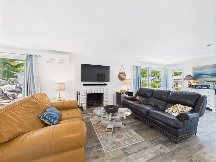 Harbour Island Retreat, W/ Free State Beach Pass! - Rhode Island