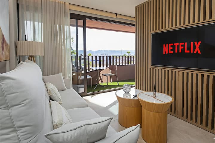 Luxury Ucam Studio | Desk & High-speed Wi-fi - Molina de Segura