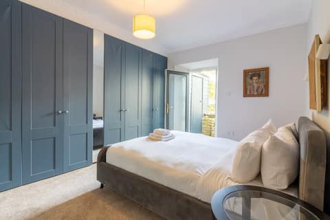 Top Airbnb: GuestReady - Chic City Escape in Donnybrook