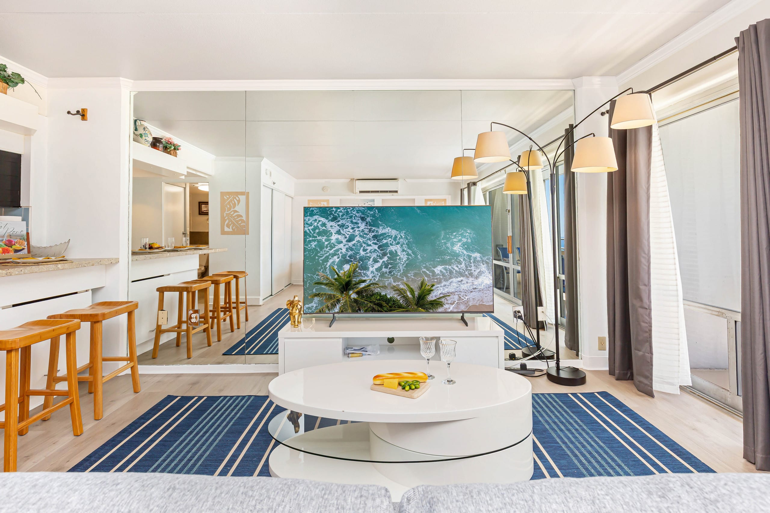 Condo in Honolulu · ★4.88 · 1 bedroom · 1 bed · 1 private bath - Image 3