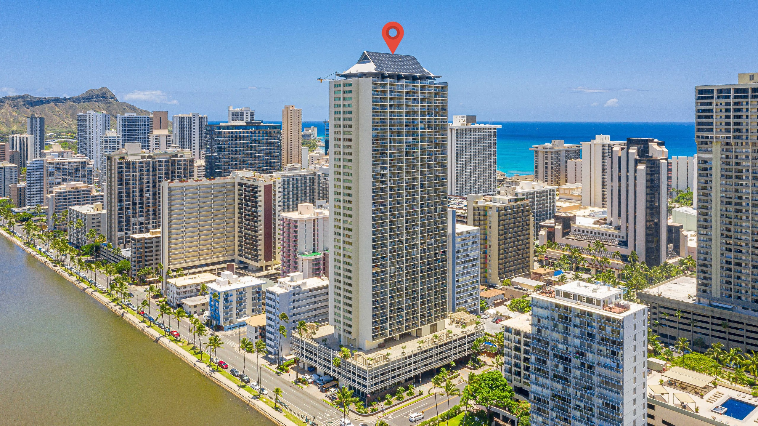 Condo in Honolulu · ★5.0 · 1 bedroom · 2 beds · 1 private bath - Image 32