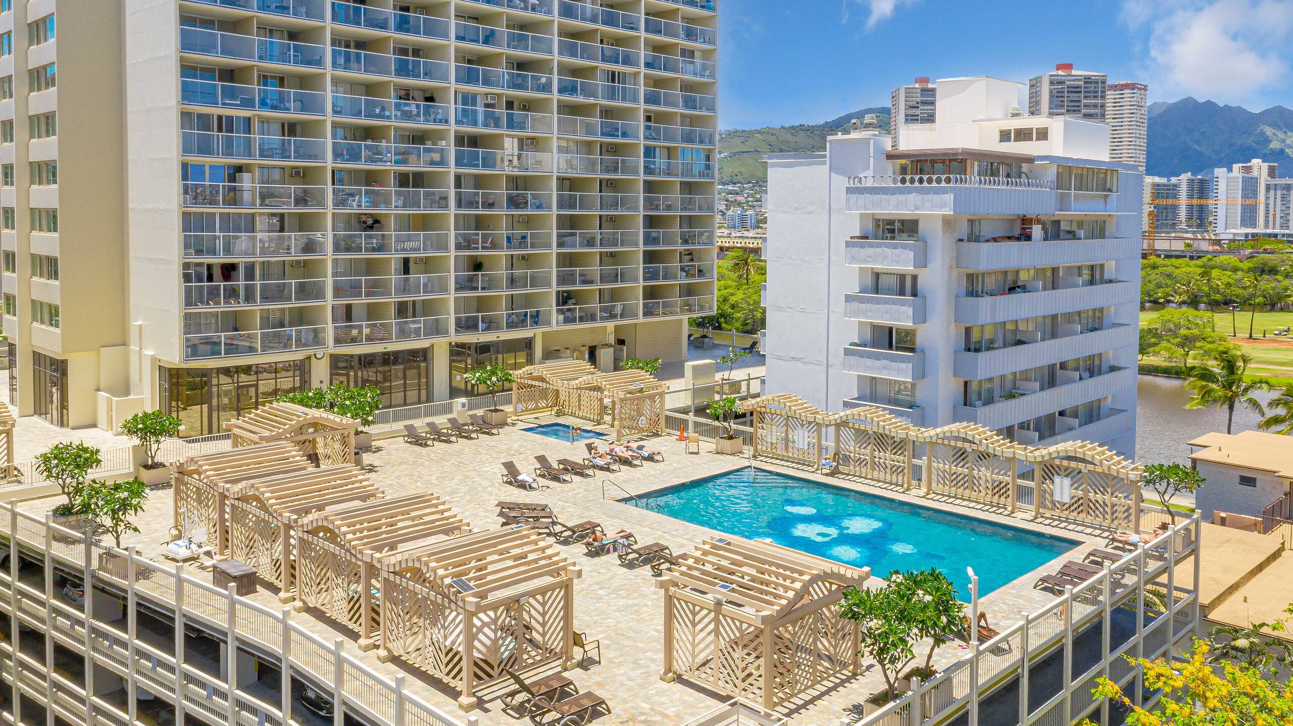 Condo in Honolulu · ★5.0 · 1 bedroom · 2 beds · 1 private bath - Image 26