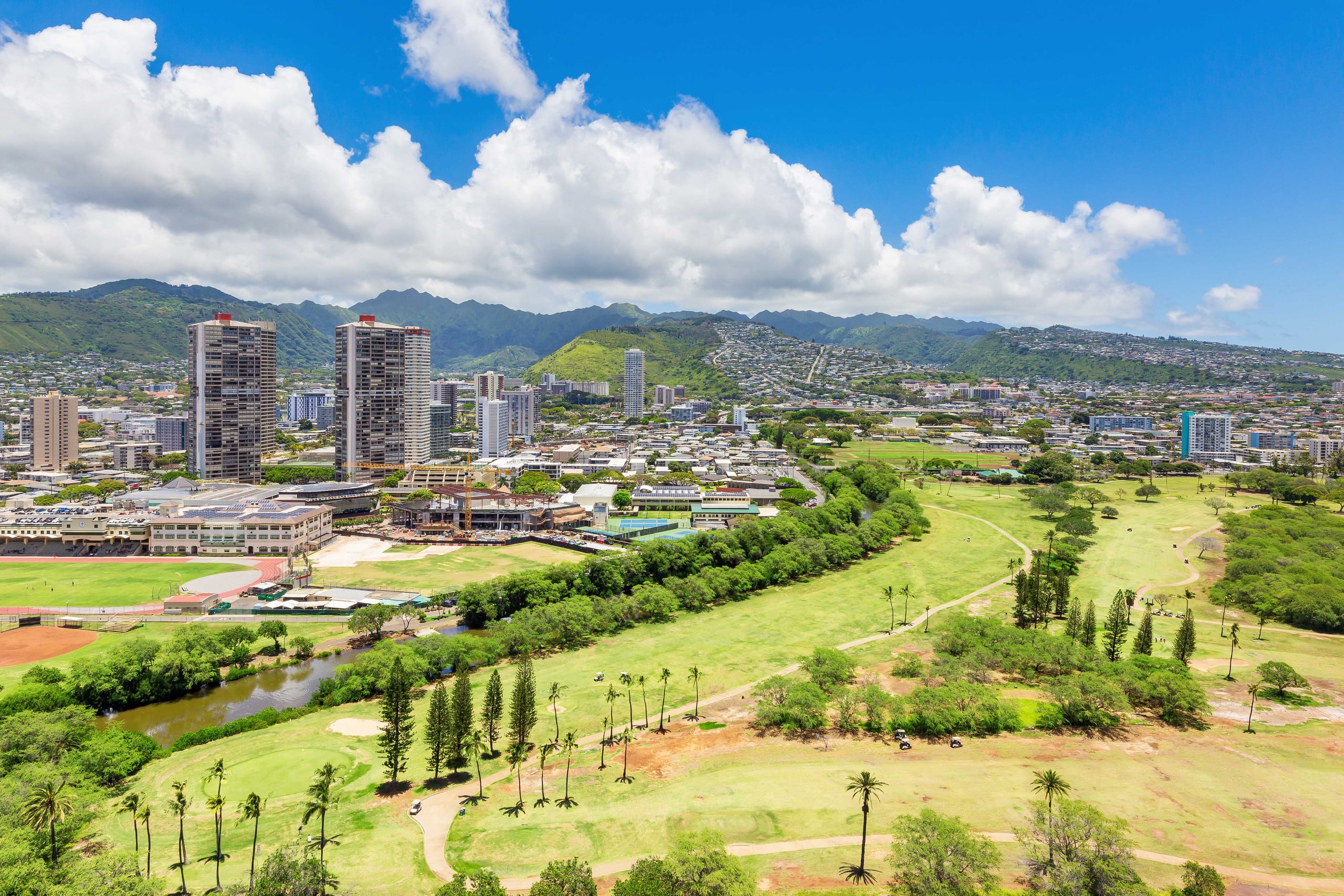 Condo in Honolulu · ★5.0 · 1 bedroom · 2 beds · 1 private bath - Image 36