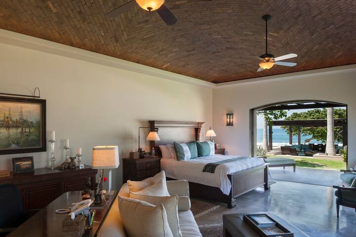 Refined Oceanfront Retreat Pool Ocean Views Staff