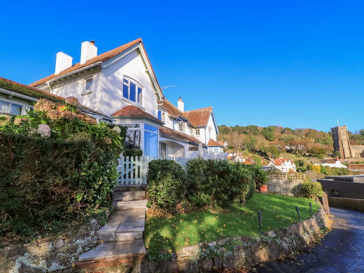 2 Moorlands - Minehead