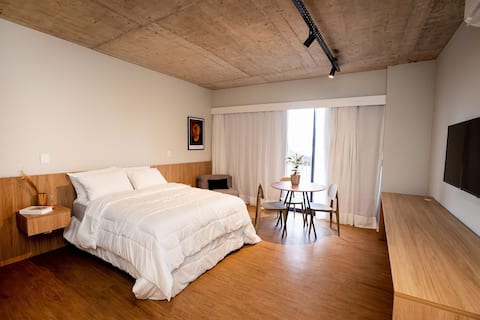 Piedade45 - Double w/Balcony Carpediem by Housi