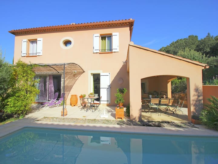 Belle Maison De Vacances Avec Piscine Privée - Orange