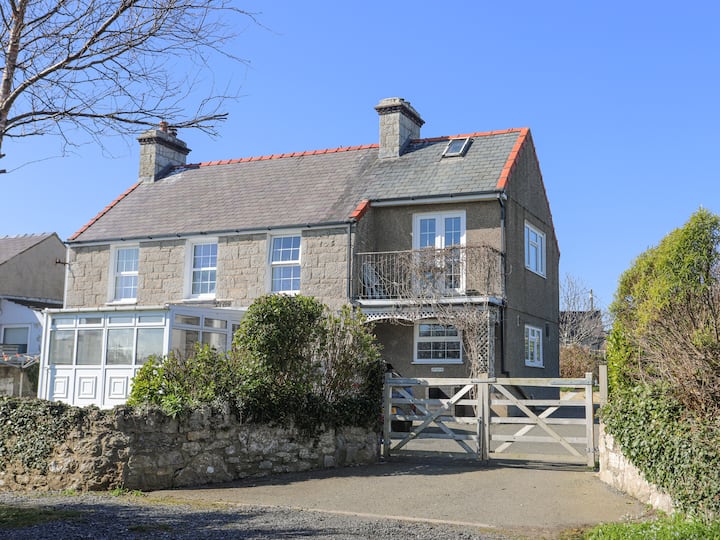 Seiriol View - Benllech