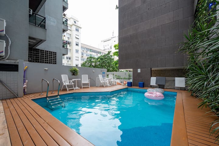 Versatile Apt, Pool, Sauna, And Gym In Arpoador - Ipanema