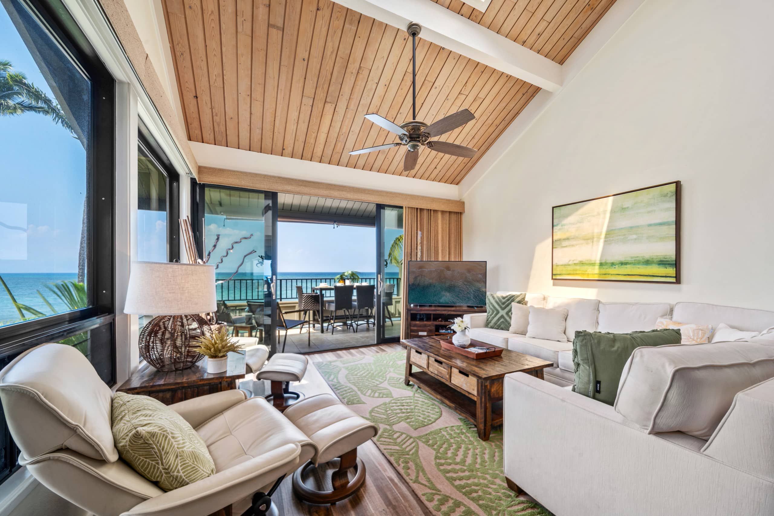 Condo in Lahaina · ★5.0 · 2 bedrooms · 4 beds · 2 baths - Image 36