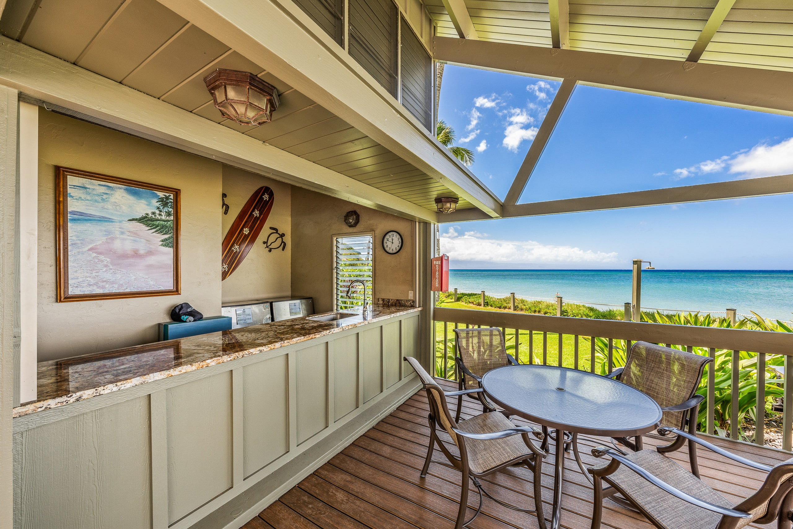 Condo in Lahaina · ★5.0 · 2 bedrooms · 4 beds · 2 baths - Image 43
