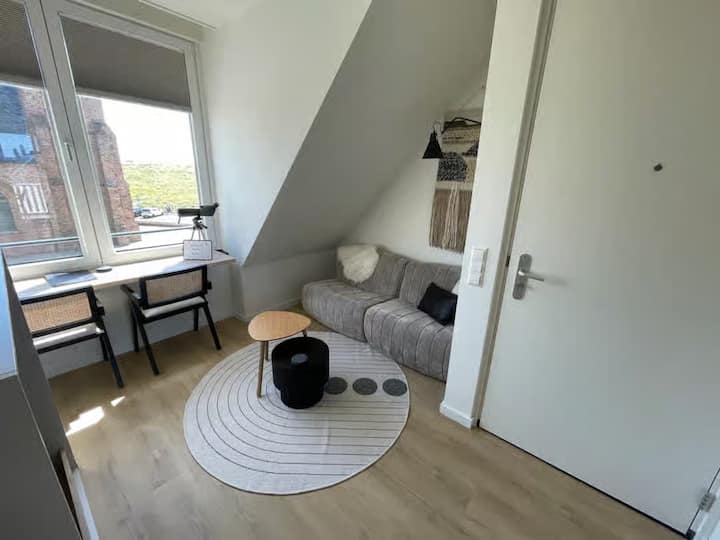 Lodge Avec Une Vue Magnifique Sur Les Dunes. - Dishoek