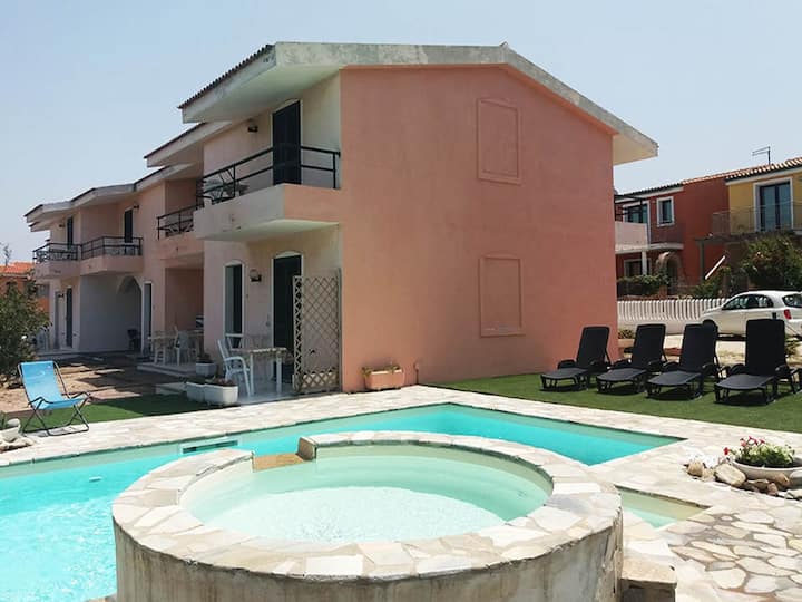 À 150 Mètres De La Mer, 2 Piscines - Valledoria