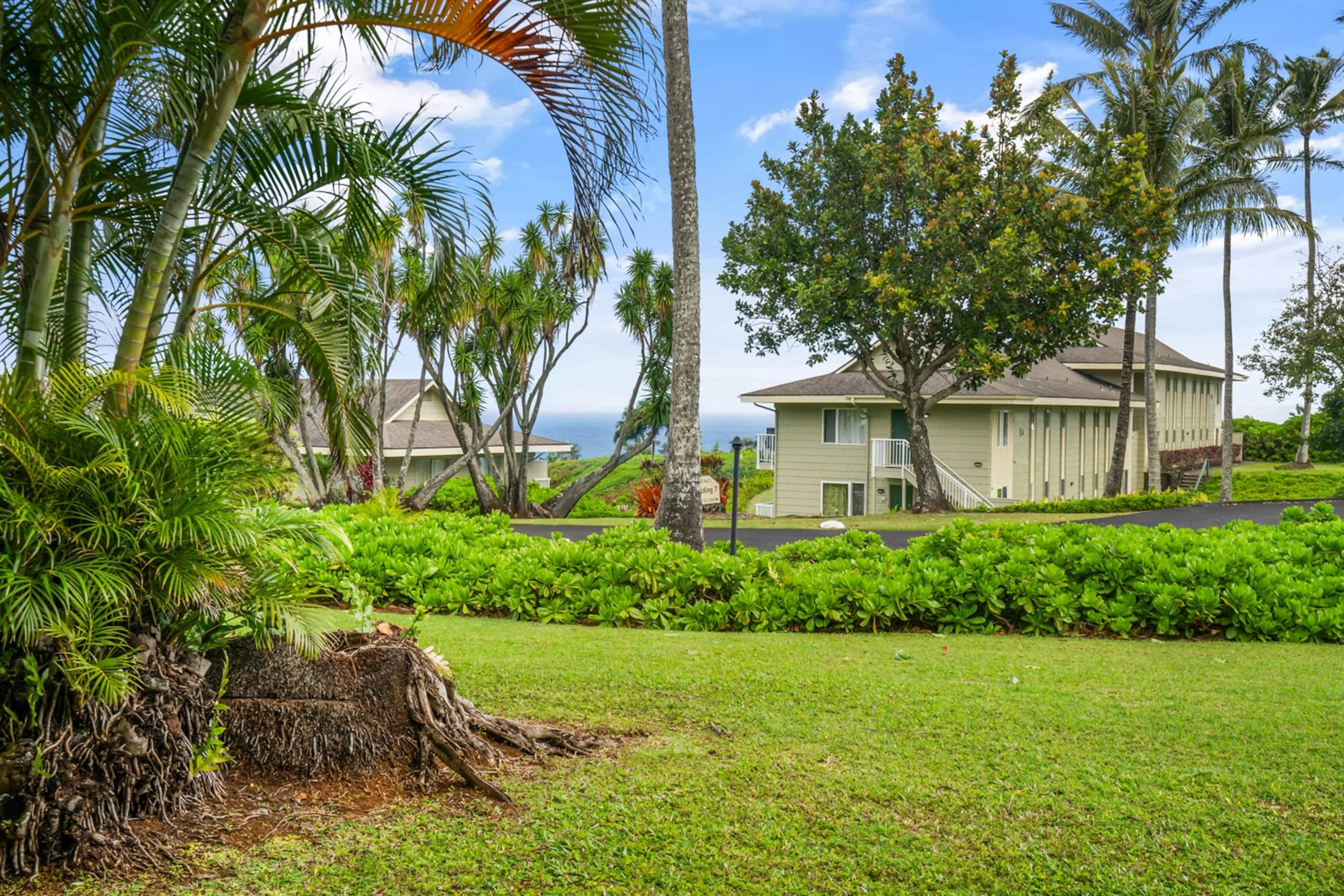 Condo in Princeville · ★4.95 · 2 bedrooms · 2 beds · 2 private baths - Image 7
