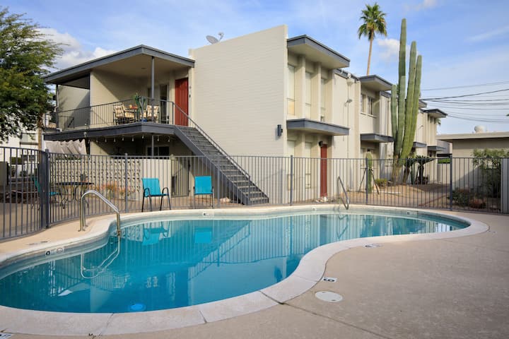 Walkable Old Town | Modern 2br + Pool - Scottsdale, AZ