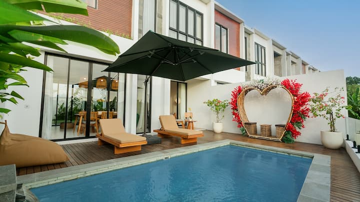 2br Seminyak Villa | Pool & Near Petitenget Beach - Sanur
