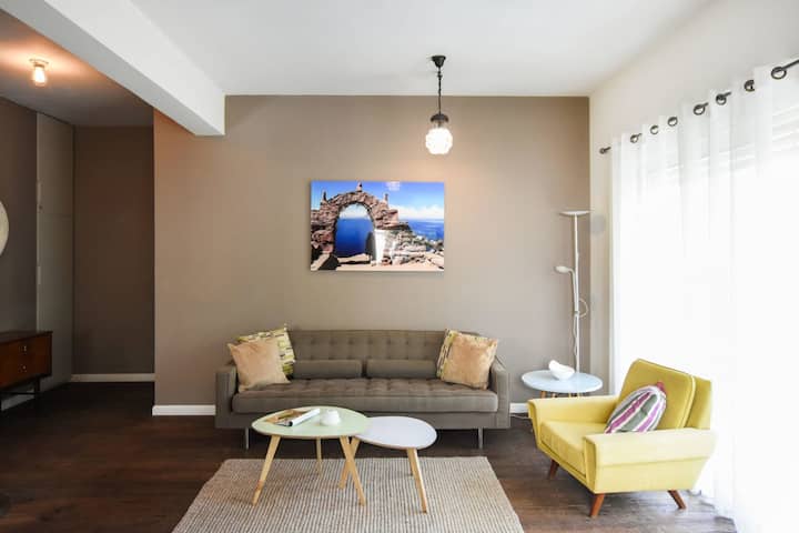Sunny 3br In Prague 8 By Holyguest - Tel Aviv