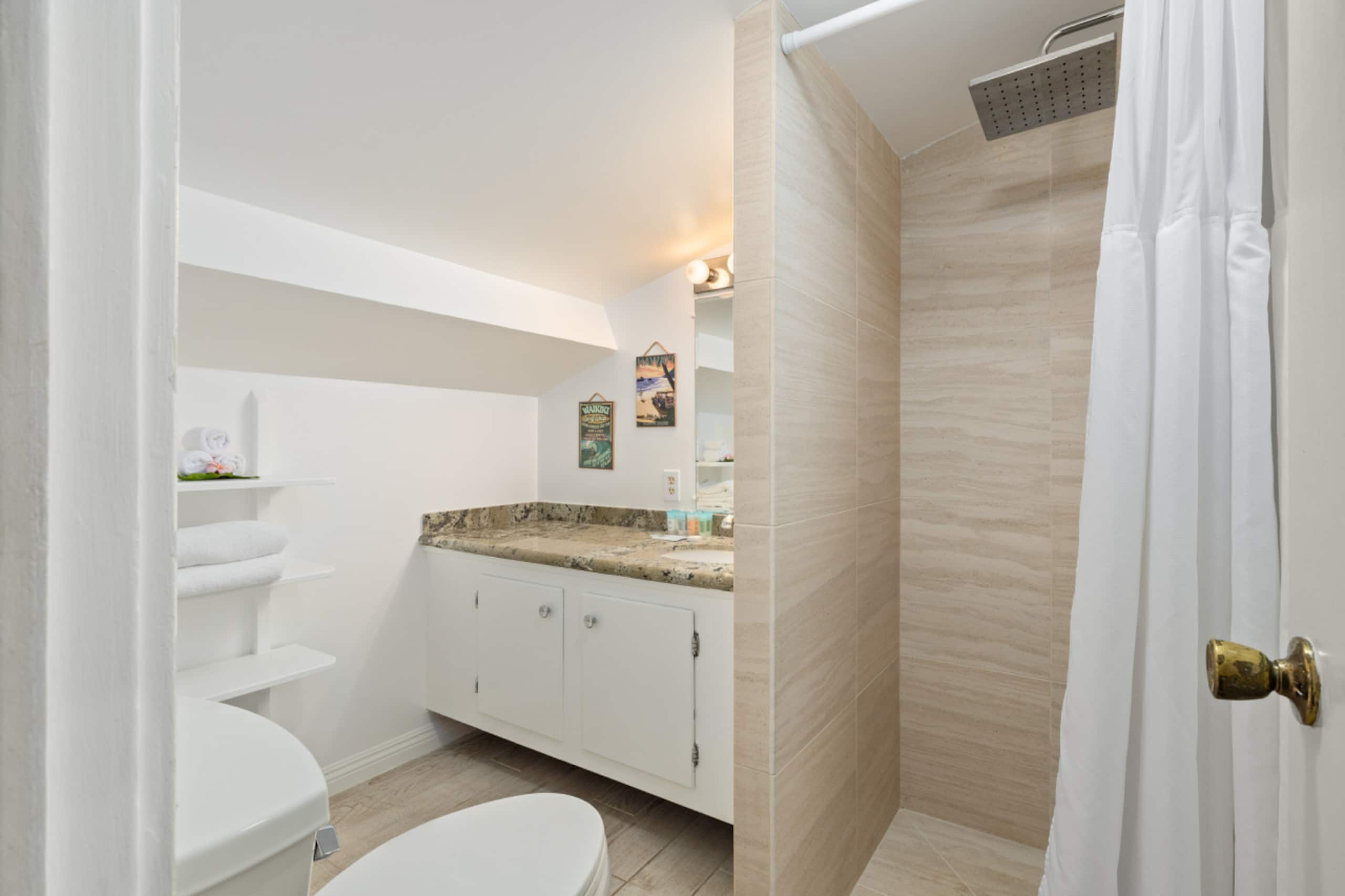 Home in Kahuku · ★4.78 · 2 bedrooms · 2 beds · 2 private baths - Image 11