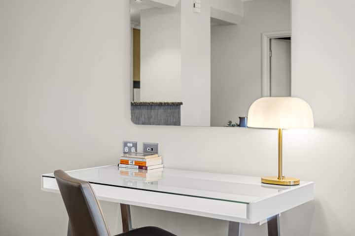 Your dedicated workspace with high speed NBN WiFi.