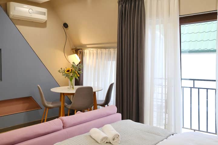 Comfortable Studio In Old Batumi - By Wehost - バトゥミ
