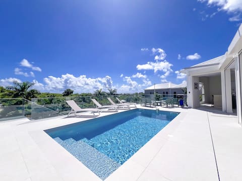 Villa Rives with Private Pool and Sea View - 6 Bed