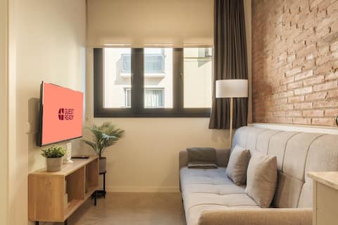 Anuncio de Airbnb popular: Guest Ready - Fira Barcelona Modern Apartments en L'hospitalet De Llobregat