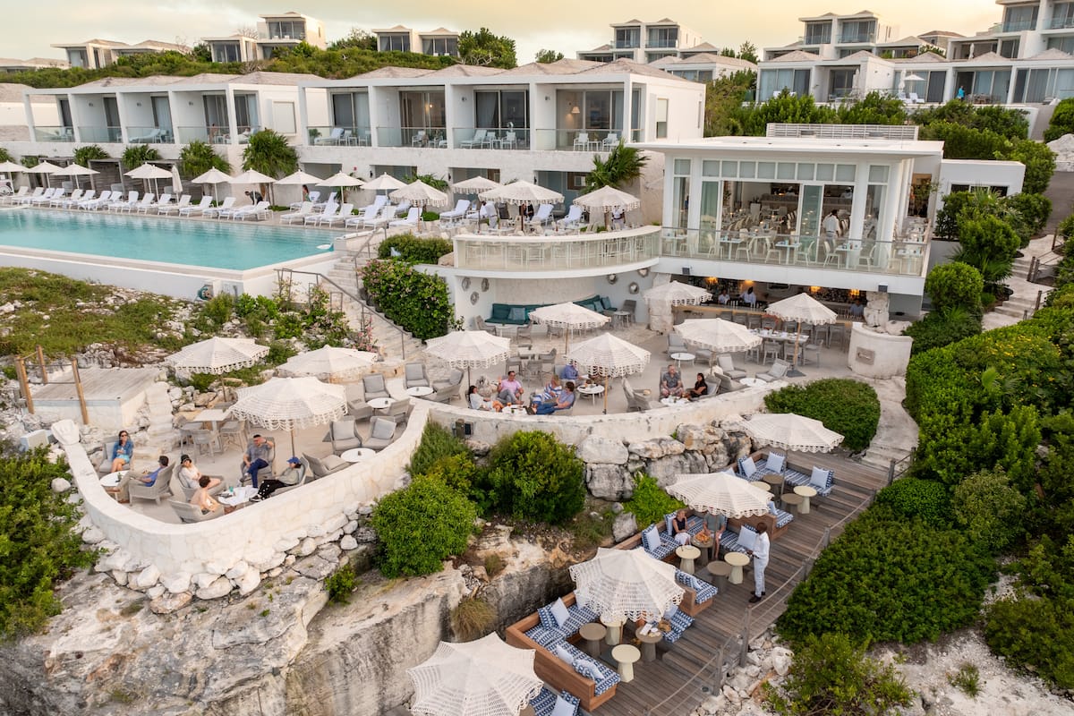 Relax in Style | Perfect Oceanfront Villa Getaway