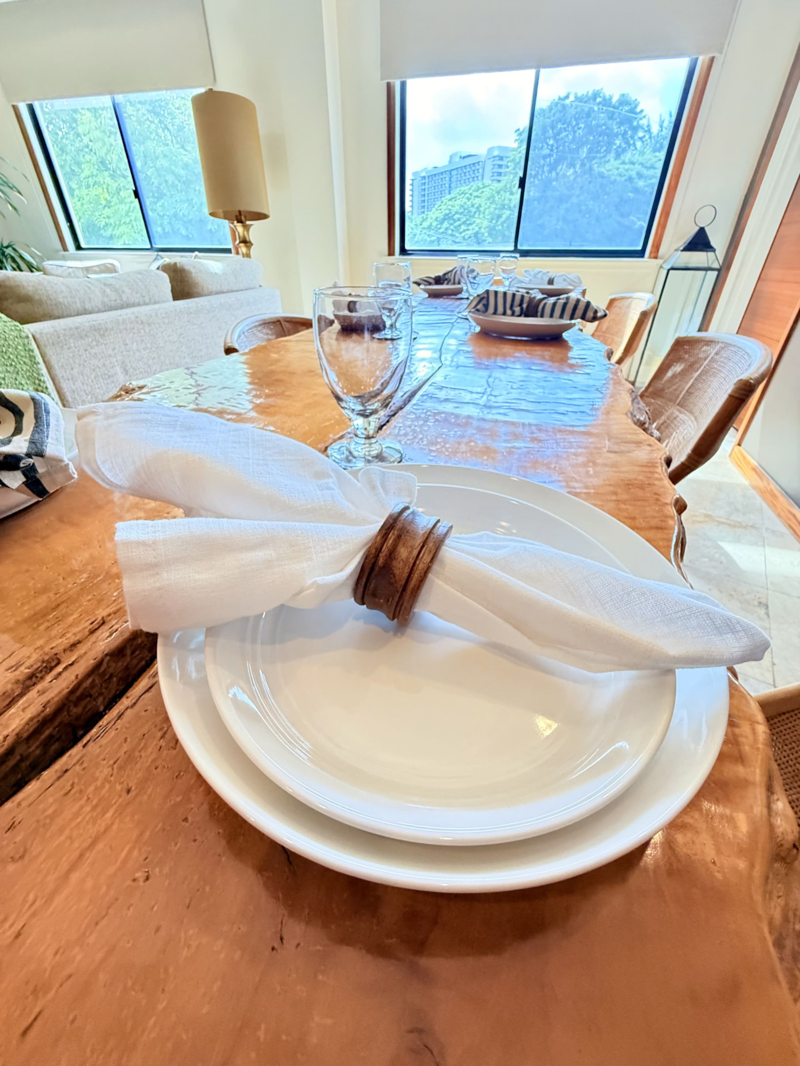 Hotel in Honolulu · ★5.0 · 2 bedrooms · 5 beds · 2.5 private baths - Image 94