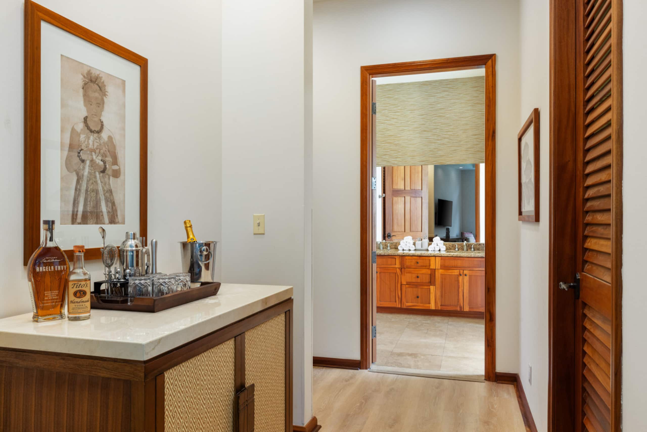 Hotel in Honolulu · ★5.0 · 2 bedrooms · 5 beds · 2.5 private baths - Image 17