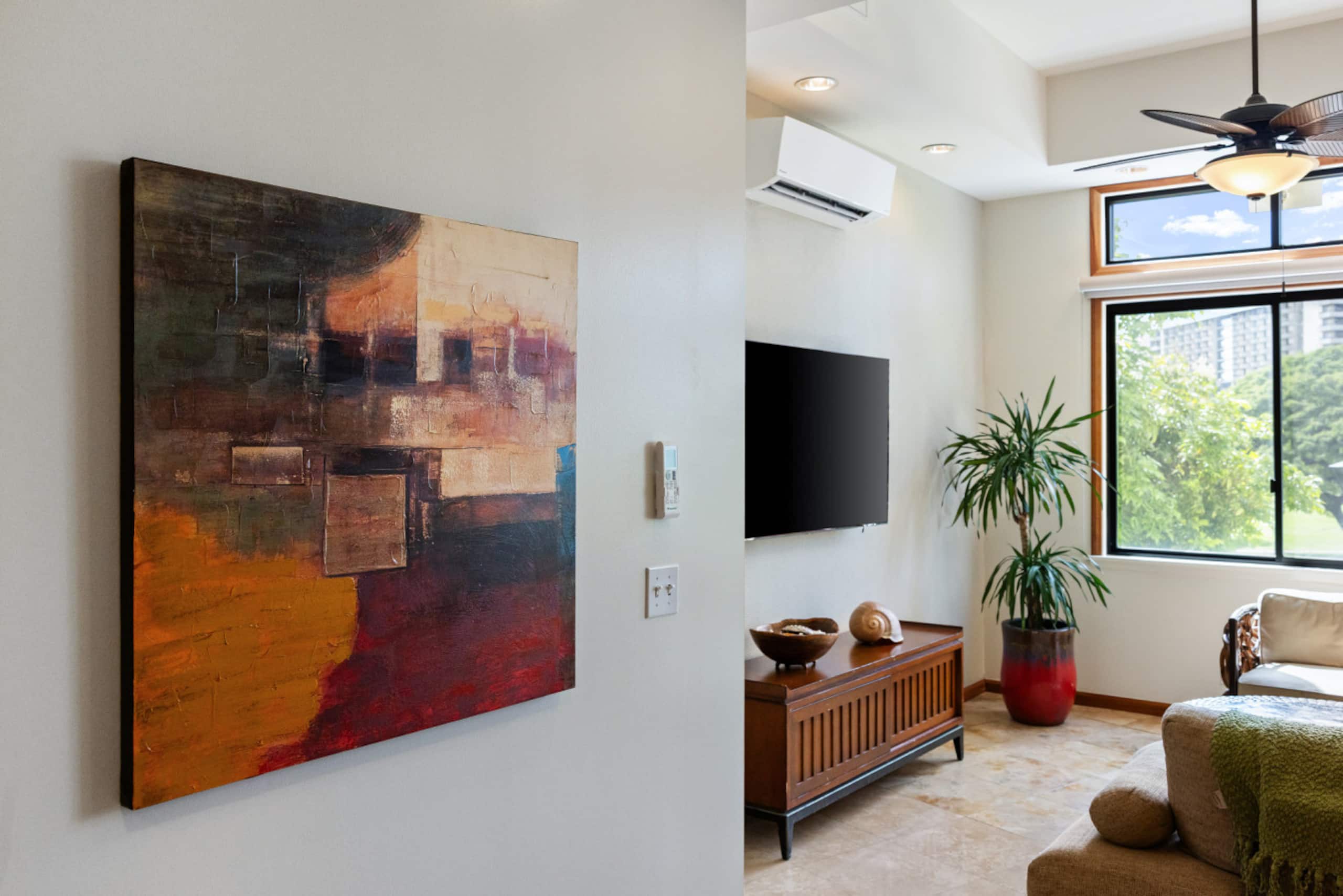Hotel in Honolulu · ★5.0 · 2 bedrooms · 5 beds · 2.5 private baths - Image 59