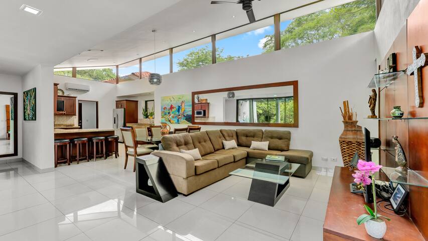 Modern 3BR Villa-Pool & Open-Air Baths