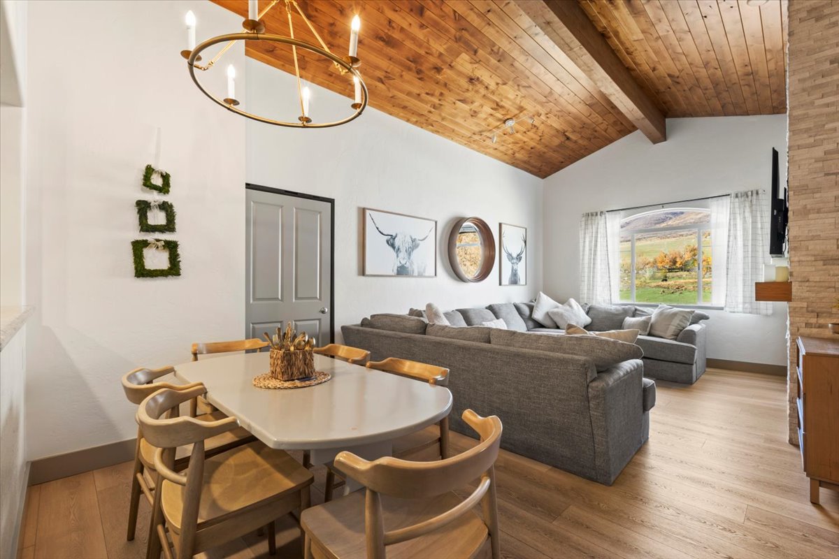 Beautiful Updated Villa