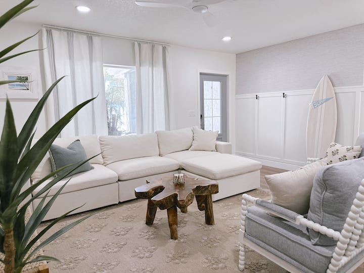Luxe Coastal Cottage, Firetable, Steps To Ocean - Cocoa Beach, FL