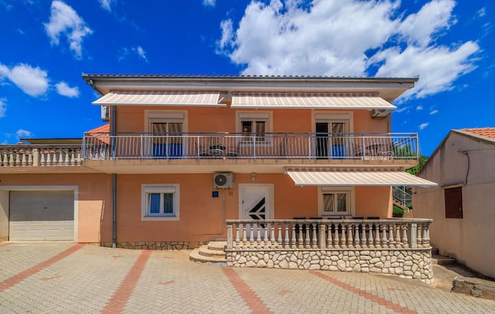 Beautiful Apartment In Senj With House Sea View - Zengg