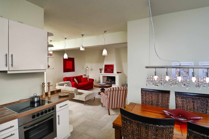 Villa Ares with private pool and a spectacular sea gallery image 5