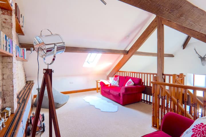 Finest Retreats | Fields Barn At Widemouth Bay - Widemouth Bay