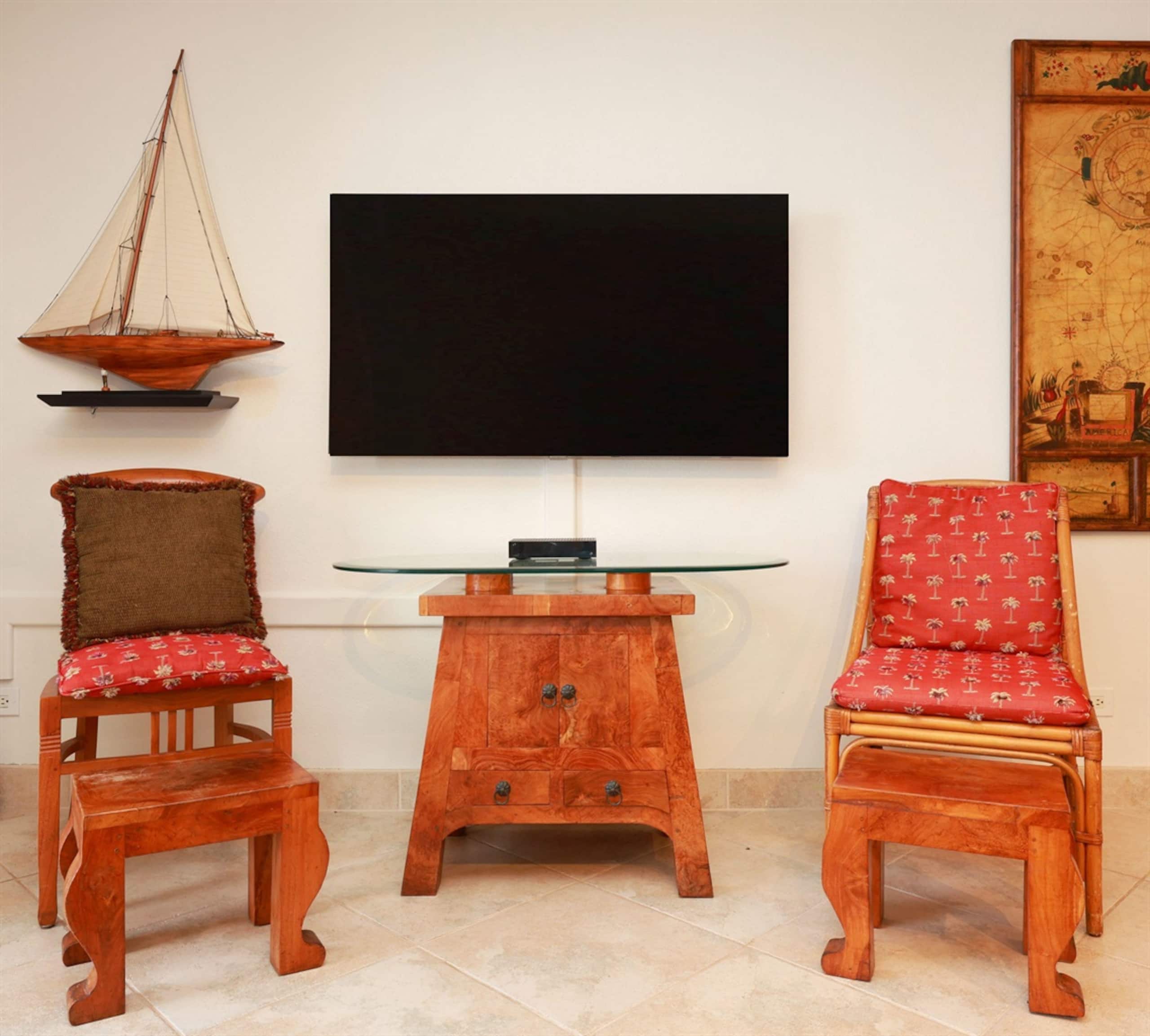 Direct Oceanfront View at Mahana Studio, King Bed - Image 8