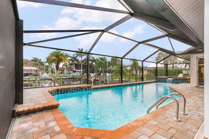 Kayaks, W/ Heated Pool & Spa - Villa Blue Sky - Cape Coral, FL
