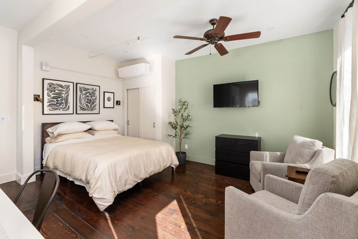 Airbnb Gaslamp San Diego