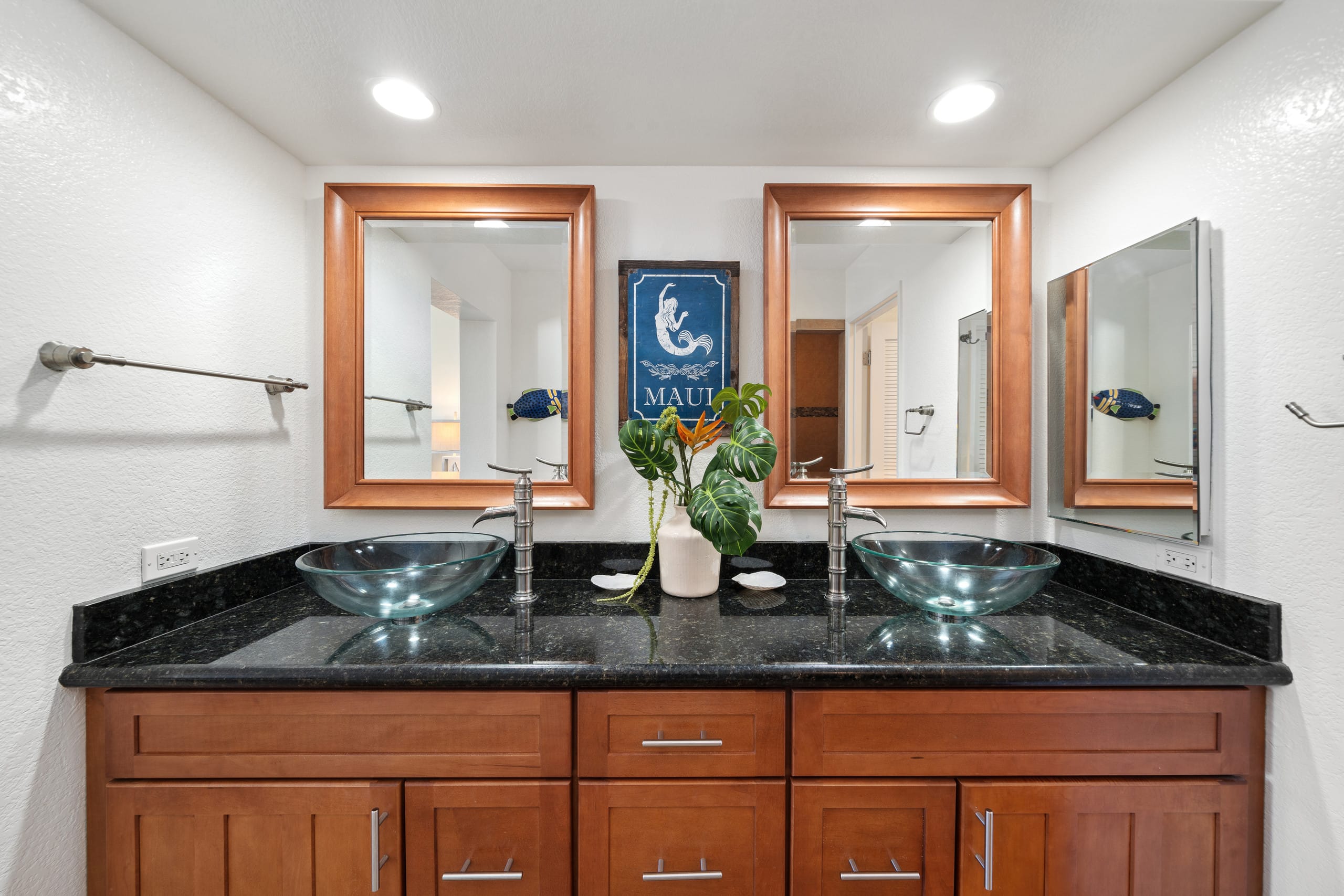 Condo in Kihei · ★4.92 · 2 bedrooms · 3 beds · 2 baths - Image 28