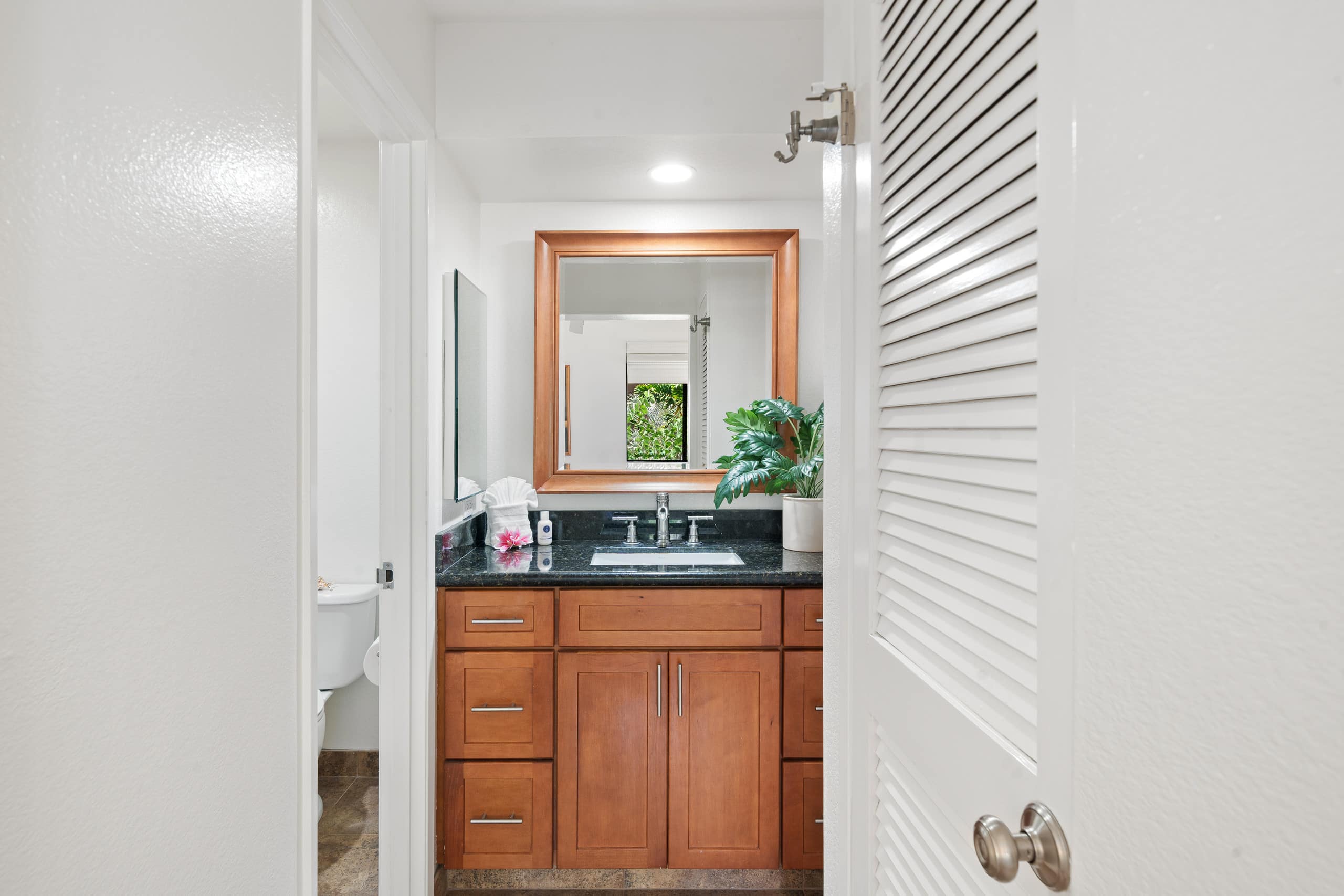 Condo in Kihei · ★4.92 · 2 bedrooms · 3 beds · 2 baths - Image 30