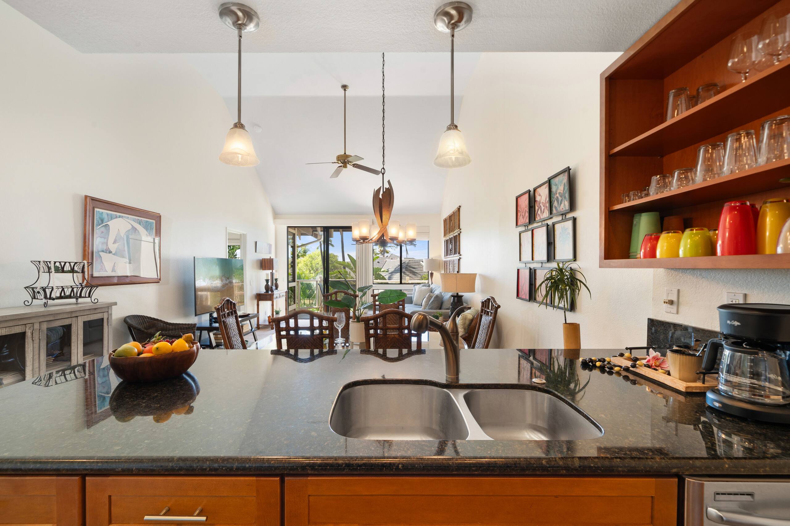 Condo in Kihei · ★4.92 · 2 bedrooms · 3 beds · 2 baths - Image 7