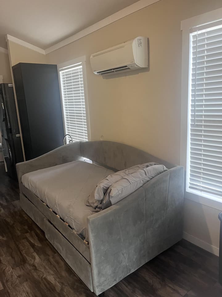 Casita Roja - Laundry In Unit! Family Friendly! - San Marcos, TX