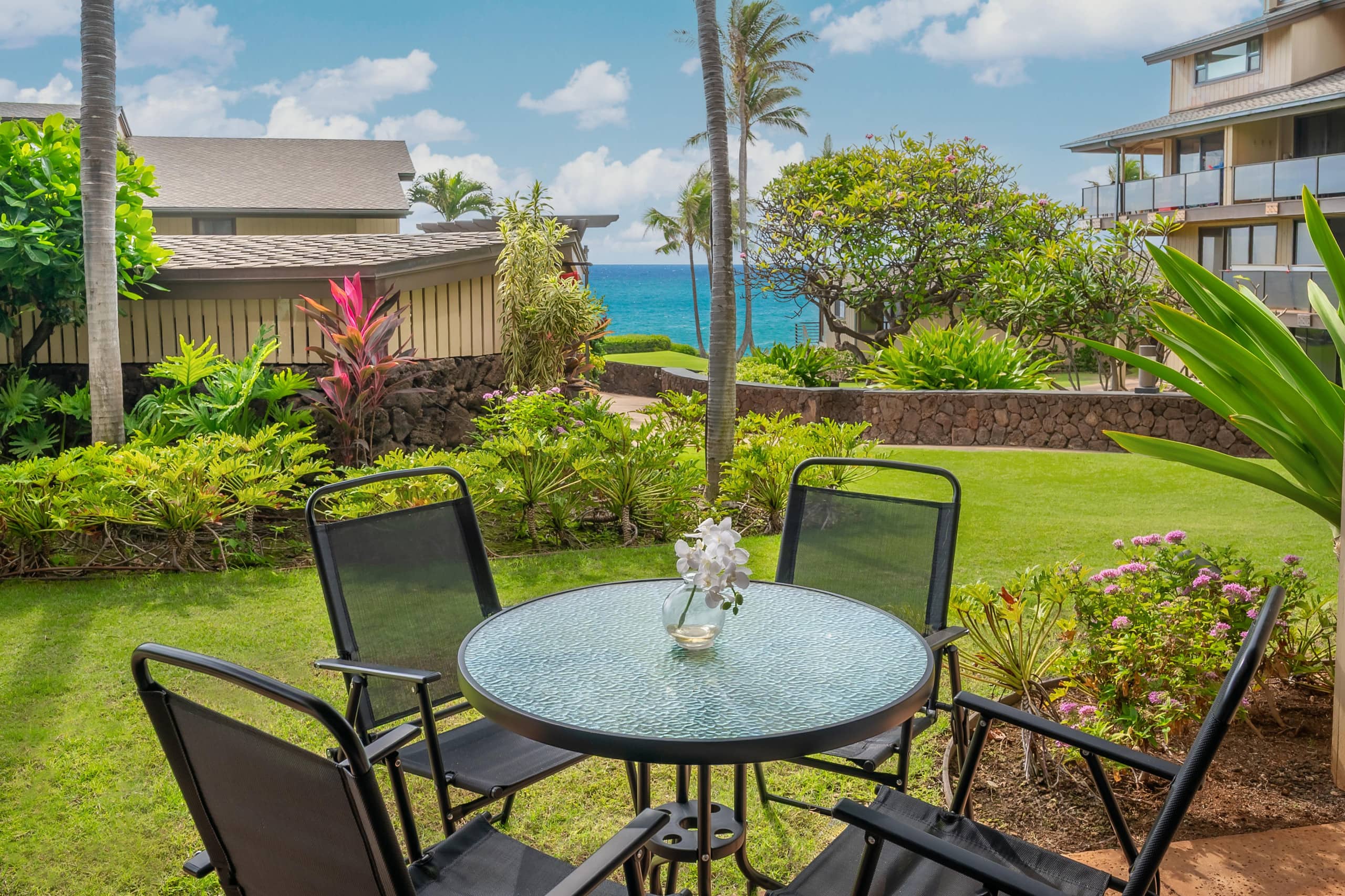 Condo in Poipu · ★4.8 · 2 bedrooms · 4 beds · 2 baths - Image 22