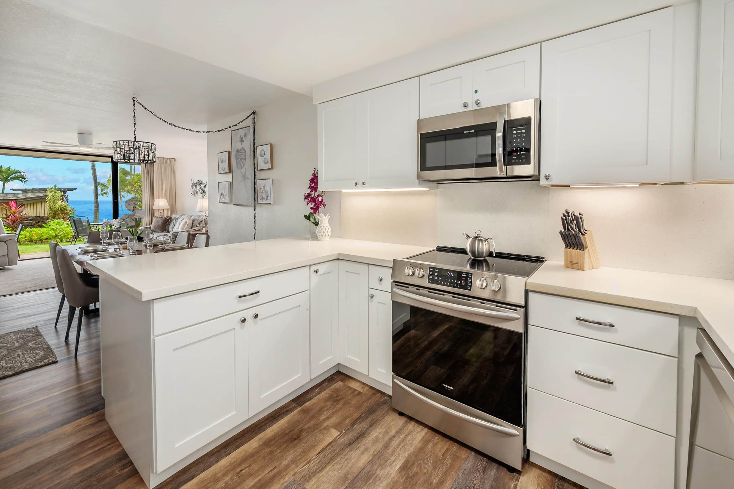 Condo in Poipu · ★4.8 · 2 bedrooms · 4 beds · 2 baths - Image 4