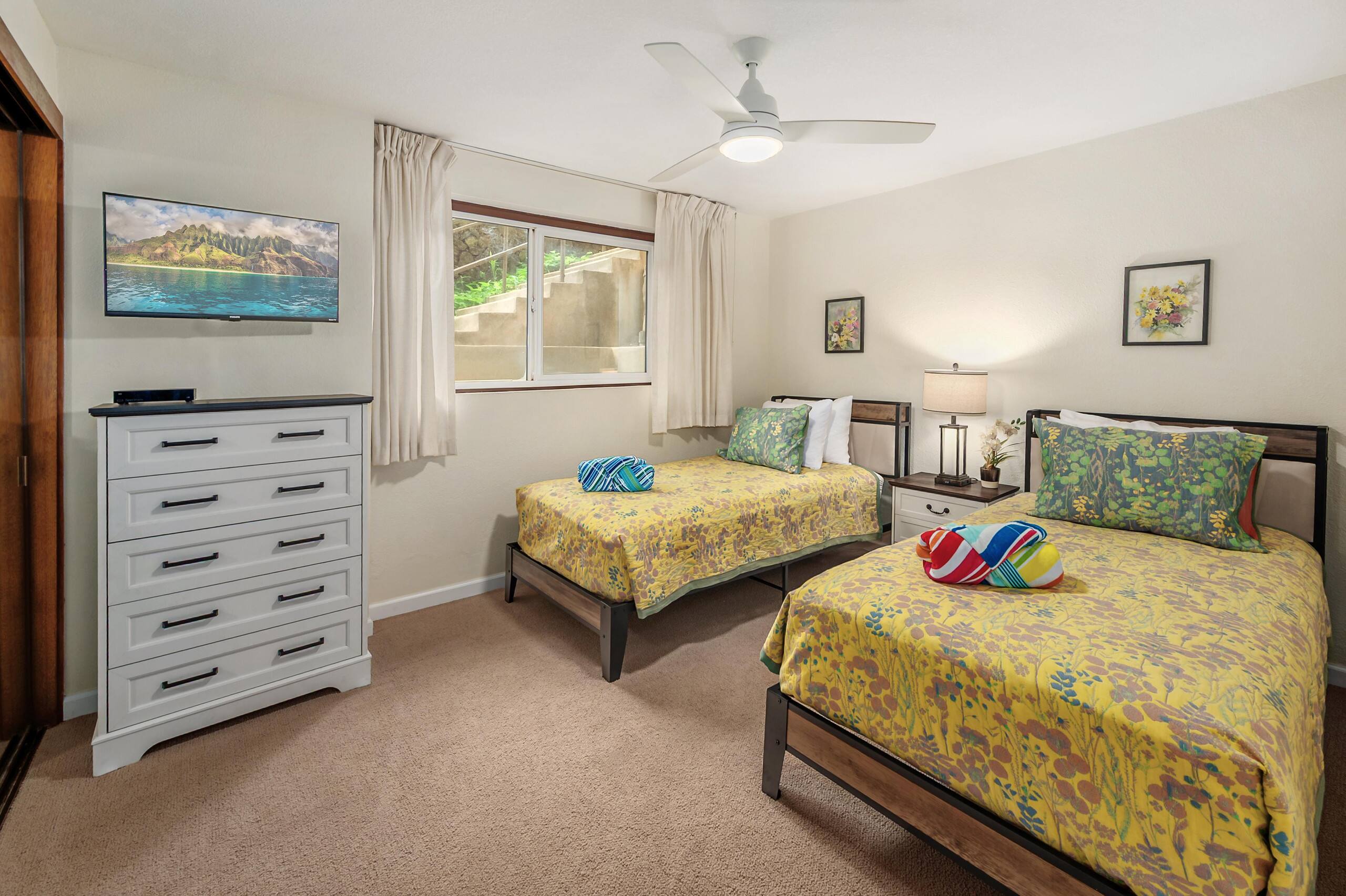 Condo in Poipu · ★4.8 · 2 bedrooms · 4 beds · 2 baths - Image 7