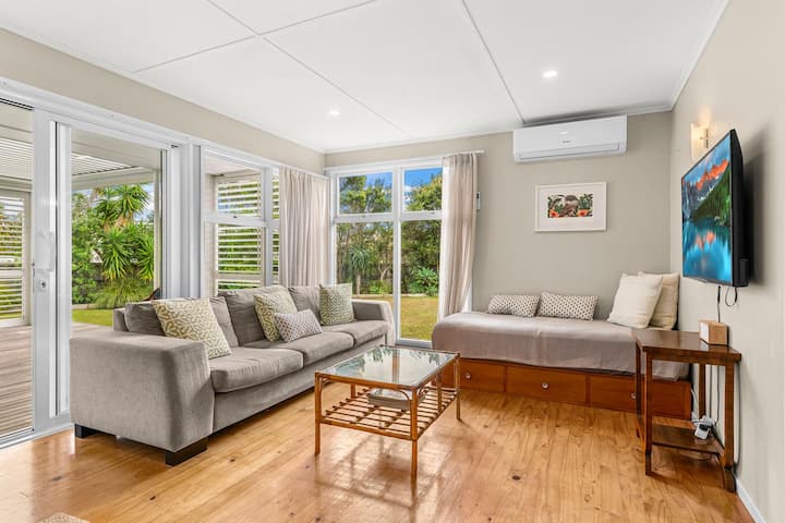 Norfolk Charmer - Mangawhai Heads
